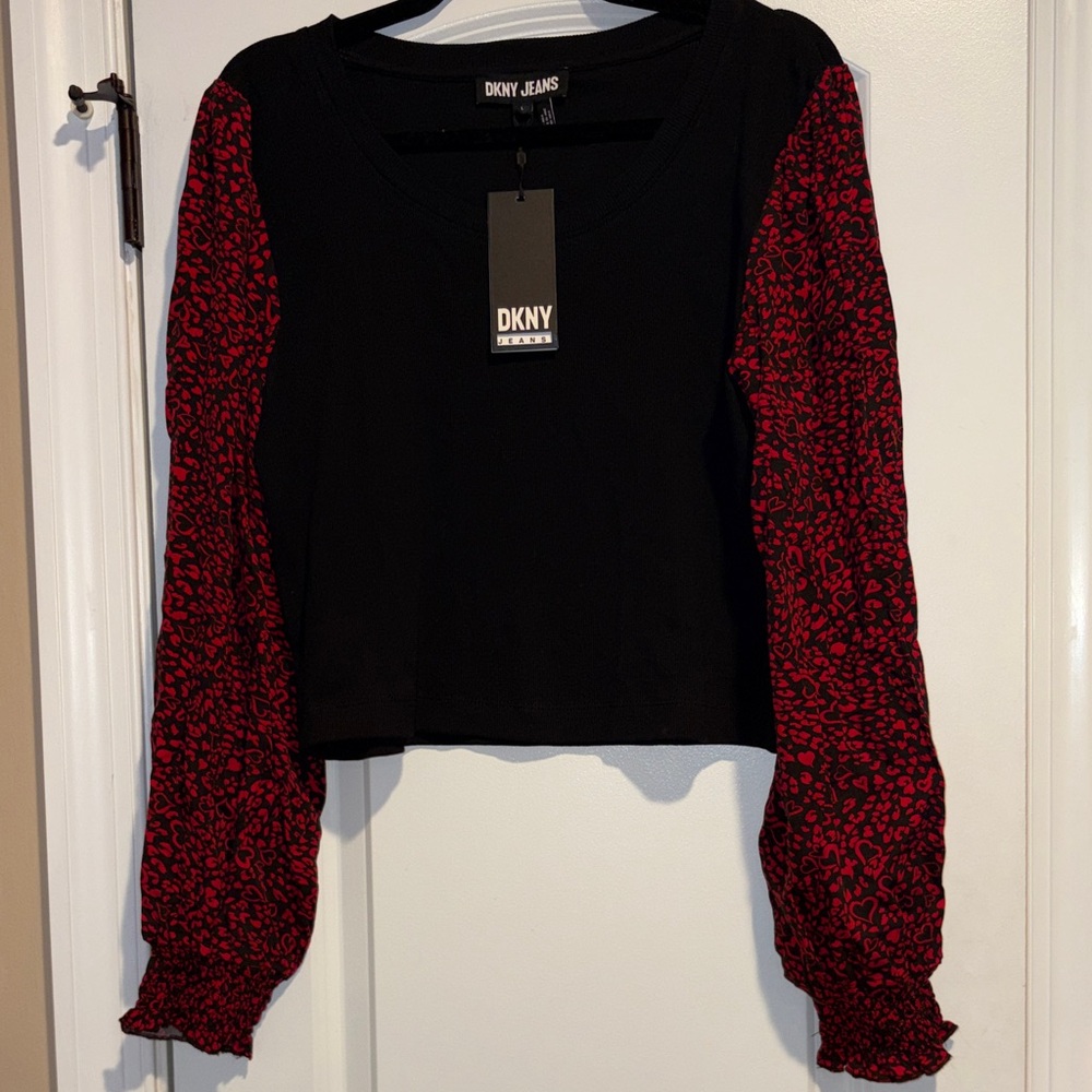 ❤️ Heart Puffy Sleeve Blouse ❤️